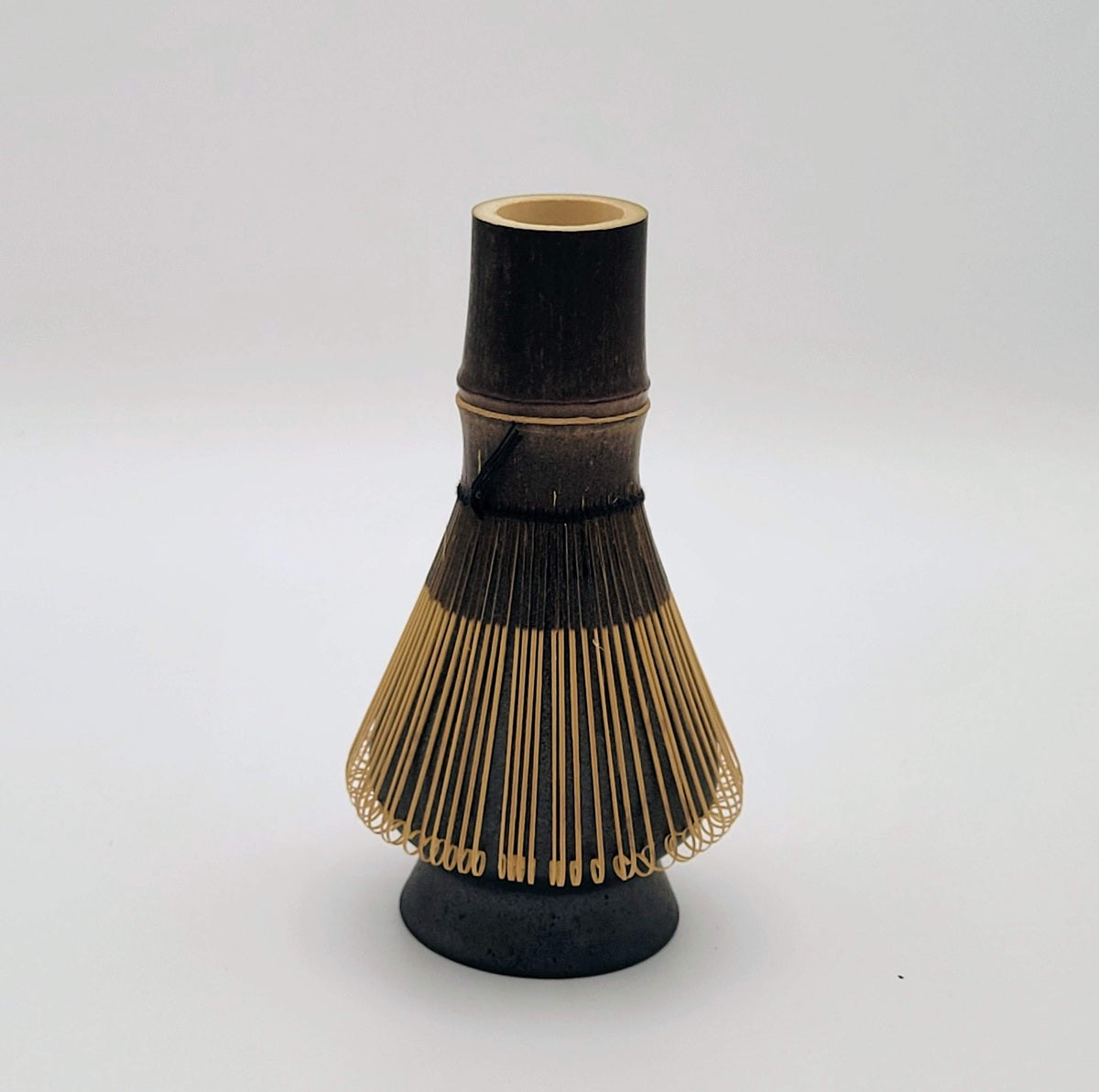 Matcha set handgesneden zwarte bamboe wisk klopper (100 tanden) met houder